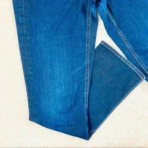 J. Crew Medium Wash Matchstick Stretch Straight Slim Jeans Size 30S - Picture 4 of 15